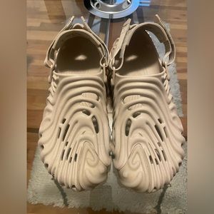 Salehe Bembury Crocs